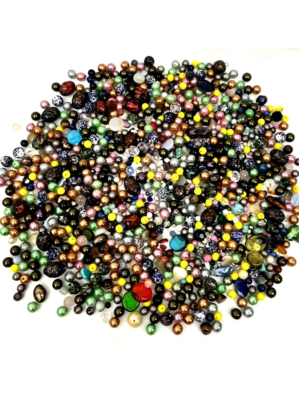 Large 2 1/2 Pound Lot Vintage Loose Beads Glass Ceramic & More Mixed Variety